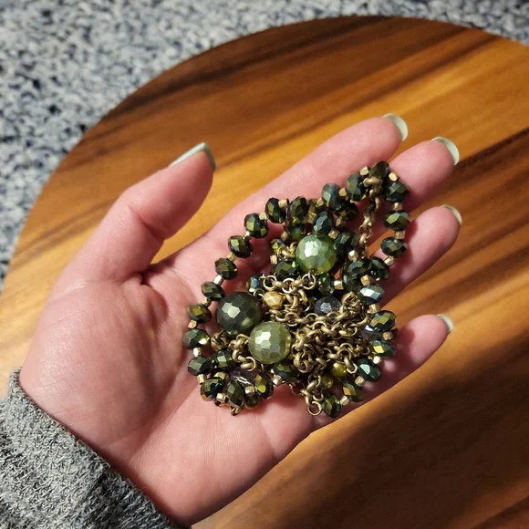 *SOLD* Shiny Green & Gold Y2K Lia Sophia Layer Necklace - Picture 8 of 10